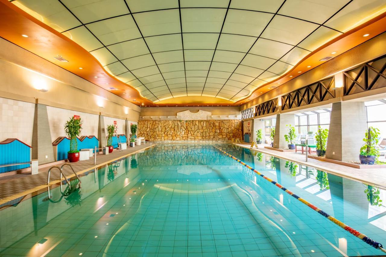 Beijing Lido Serviced Residence Fangyuan West Road Branch מראה חיצוני תמונה